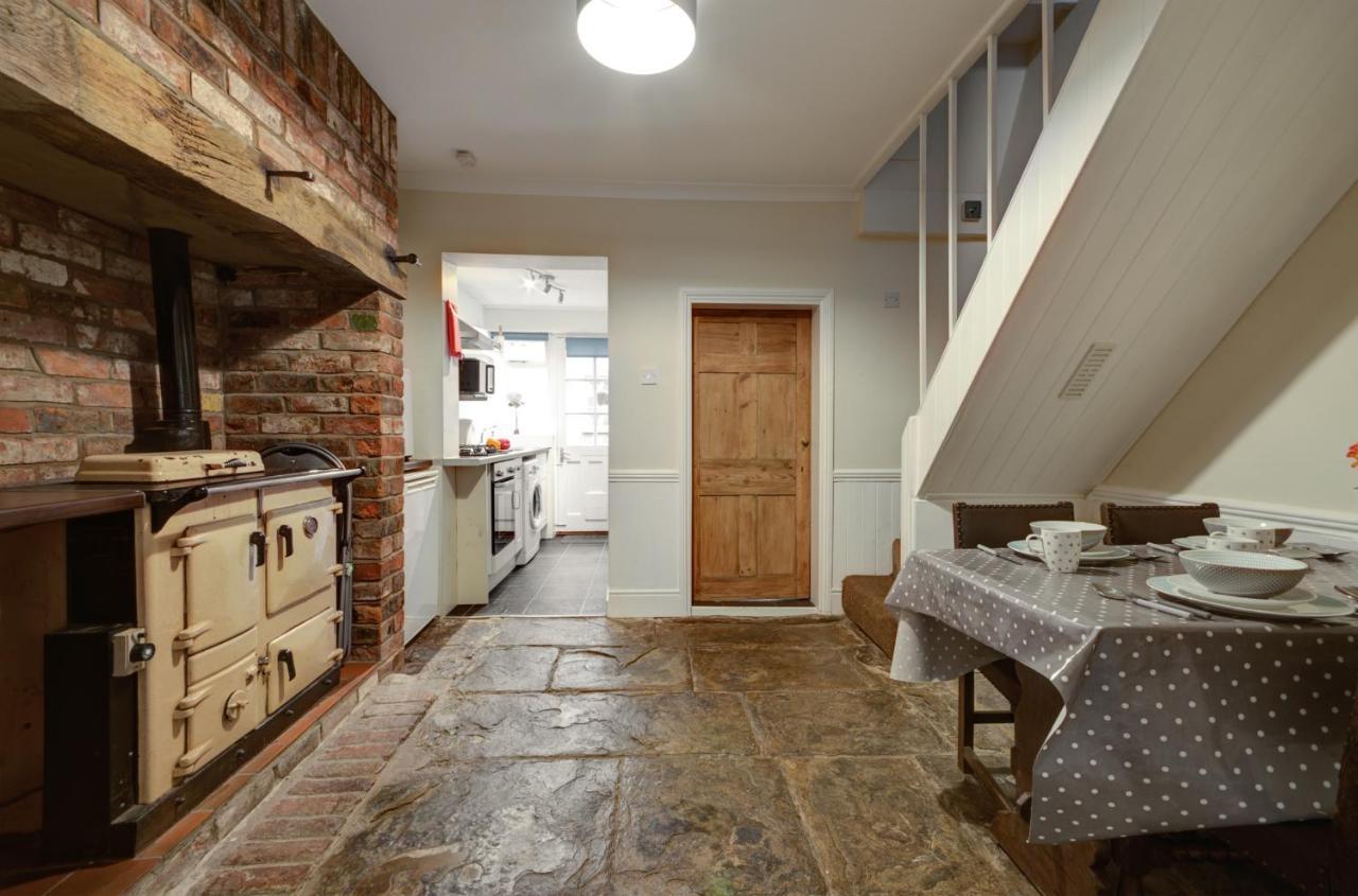 Pansy Cottage In Historic Tewkesbury - Sleeps 5 - Pets Welcome Luaran gambar